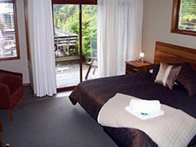 Mahitahi Lodge Bruce Bay Quarto foto